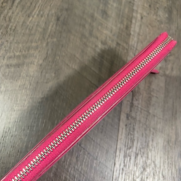 CELINE Zip Around Pink Leather Wallet - Picture 4 of 12